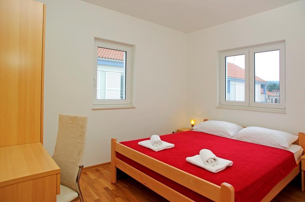 Mirce Aparthotel Marina Gromela חדר תמונה